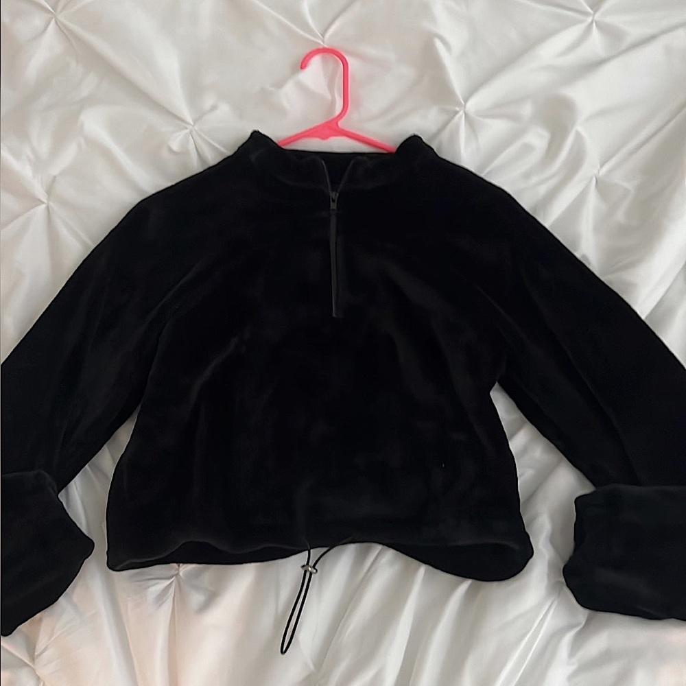 NVGTN Crop Teddy Fleece